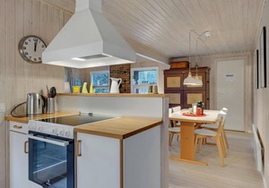 2 bedroom cozy home in Gilleleje