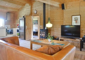 2 bedroom cozy home in Hovborg