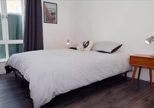 2 Bedroom East London Flat With Garden