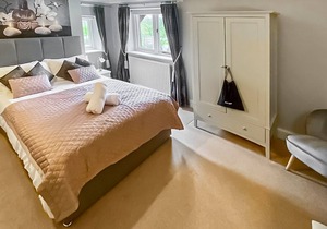 2 bedroom accommodation in Corbridge, near Hexham