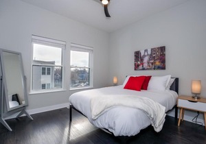 2 Bedroom Luxury Condo 10 Minutes from First Energy Stadium A3