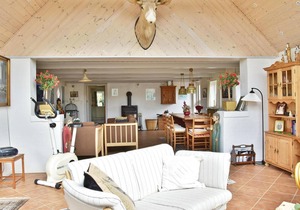 2 bedroom nice home in Hvide Sande