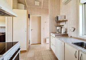 2 bedroom nice home in Juelsminde