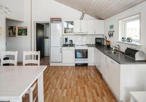2 Bedroom Nice Home In Samsø