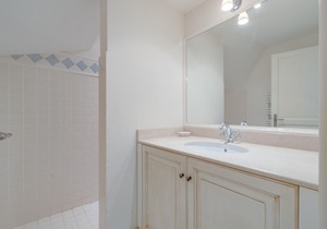 2 BEDROOM TOWNHOUSE WITH GARDEN (N°566)