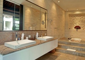 2 Bedrooms, stay at 4 Bedroom Jimbaran Luxury Villa, Exclusive Use!