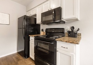 2 Blocks from AT&T Stadium ★ Comfy Beds ★ Inviting