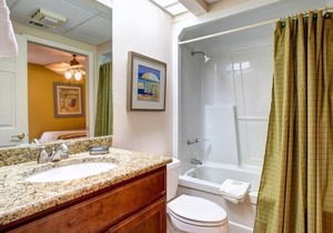 2 BR/2 BA-Pool Side-High Pointe Beach Resort -1st Floor - Beach Service INCLUDED