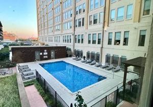 2 BR | 2 Bath | Downtown | Free Valet Parking | 5
