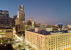 2 BR | 2 Bath | Downtown | Free Valet Parking | 5