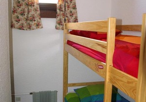 2 pièces cabine au pied des pistes - Vue sur pistes - FR-1-557-101