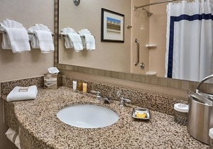 2 Relaxing Hotel Rooms Near Woodrow Wilson Library and Downtown Attractions