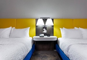 2-Star Hotel ∙ Hampton Inn Amelia Island