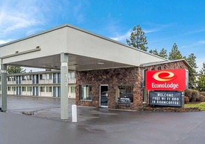 2-Star Hotel ∙ Bend Inn & Suites