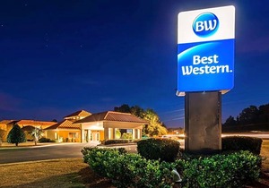 2-Star Hotel ∙ Best Western Milton Inn