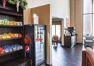 2-Star Hotel ∙ Comfort Inn Lees Summit