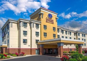 2-Star Hotel ∙ Comfort Suites Cincinnati North