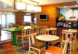 2-Star Hotel ∙ Fairfield Inn by Marriott Ponca City
