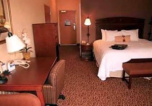 2-Star Hotel ∙ Hampton Inn Goshen