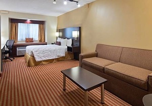 2-Star Hotel ∙ Best Western Patriots Point