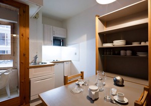 2* Studio with balcony, parking and wifi in the heart of Brides-les-Bains