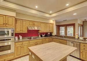 2 Willow Oak - 3 Bedroom Home + Den, 2 Living Areas, Pool & Golf Course View