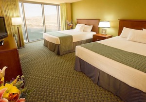 2 x Riverview Room - 2 Queens at Aquarius Casino Resort