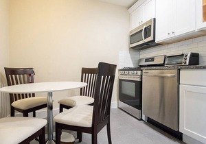 20 Min to NYC | Walk Everywhere | Modern 2-BR | Laundry | Paid Parking