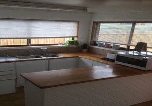 200 M Walk to the Beach - that's less than a 5 min walk !