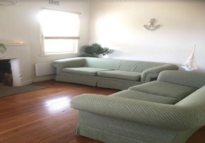 200 M Walk to the Beach - that's less than a 5 min walk !