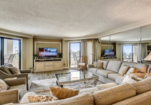 200 m² Condo ∙ 3 bedrooms ∙ 8 guests