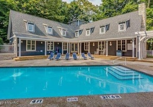 (2022 Calendar OPEN!) Beautiful Union Pier Home with Association Pool! Close To Beach & Downtown!