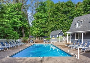 (2022 Calendar OPEN!) Gorgeous Union Pier Home with Private Hot Tub & Association Pool!
