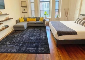 #203 · Yale Area Studio+loft w/office, natural light #203