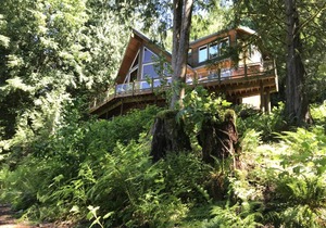 208 m² Cabin ∙ 3 bedrooms ∙ 8 guests