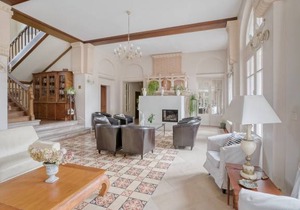 220 m² House ∙ 5 bedrooms ∙ 9 guests