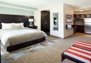 24 Hour Business Center + Heated Outdoor Pool | Studio Close to Downtown Austin