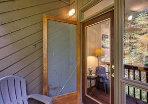 28SW - Fireplace - Dishwasher - Washer/Dryer - Sleeps 4 by RedAwning