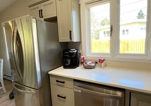 2BD/2BA Duplex – Sleeps 4–6, Direct Access to Coastal Trail & Westchester Lagoon