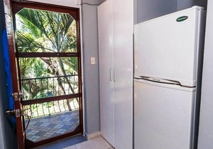 2bd/2bt guest-friendly condo with pool in central Cabarete, steps from beach