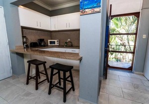 2bd/2bt guest-friendly condo with pool in central Cabarete, steps from beach