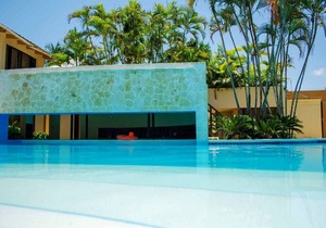 2bd/2bt guest-friendly condo with pool in central Cabarete, steps from beach
