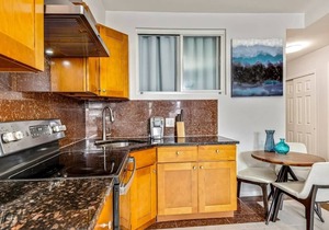 2BD Apartment next to Reading terminal and convention center