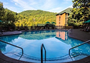 2Bedrooms, 2 Bathrooms, Sleeps 8 Westgate Smokey Mountain Resort