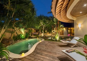 2BR Private Pool Villa-Minutes from Seminyak Beach