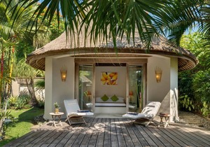 2BR Private Pool Villa-Minutes from Seminyak Beach