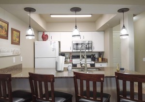 2BR WALK-IN Condo! ~ Golf Course View ~ Near the 76 Strip ~ FREE TICKETS INCLUDED! (CL-A7)