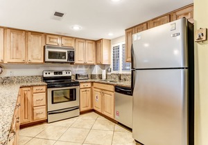 2nd Floor 2 Bed/2 Bath Beachfront condo sleeps 6. patio & pool.