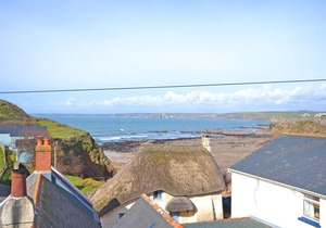 3 Armada House - Three Bedroom House, Sleeps 6