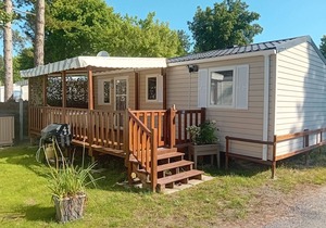 3 Bed - Sleeps 6 - Air-Con - Free Parking